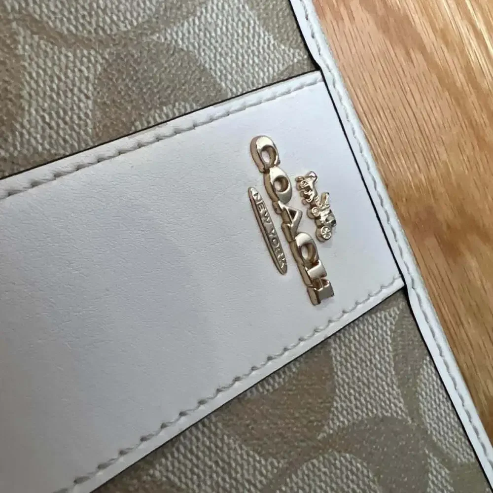 Coach Signature Coated Canvas Accordion Zip Around Wallet Beige Chalk